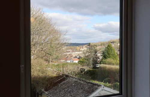 Mount Rd By N And N Stays Contractor Friendly 4 Bed House With Large Driveway, Bath - Photo 5