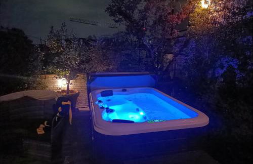 Rooftop Terrace - elegante attico con idromassaggio - Foto 17