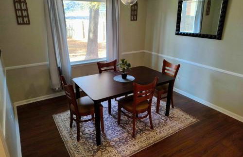 Settle Inn-- 10mi to Columbia, Mins to Lake Murray - Foto 3