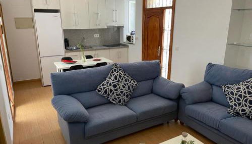 CASITA ANDALUZA CENTRO con PARKING sujeto a disponibilidad - Photo 5