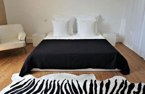 Château Bernon Gite 15 Personnes - piscine et SPA - Foto 33