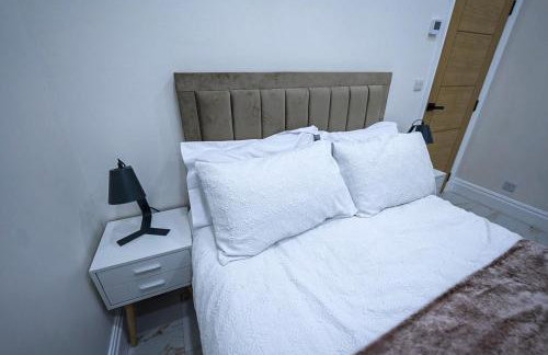 Cozy Charming Bungalow BRAND NEW - Photo 24