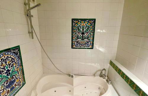 BnGo I Le Spacieux I 12 personnes, 5 chambres, 2 salle de bain, parking privé, WC séparé, Wifi - Foto 40