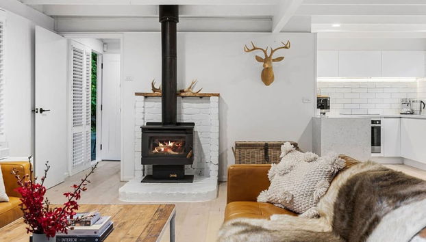 The Coast Country Cottage - Photo 2, Room