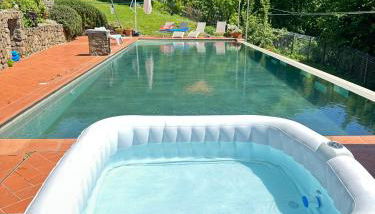 Metato con piscina e giardino - Foto 1