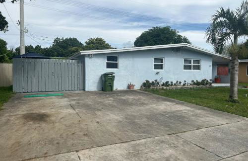 Relaxing Studio Getaway w BBQ, Patio and Parking - Foto 26