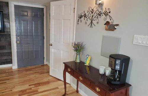 Starlite Studio- Quaint Space, Easy Walk to Trop! - Foto 8