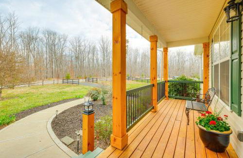 Private Deck and Views Rural Virginia Escape - Foto 29