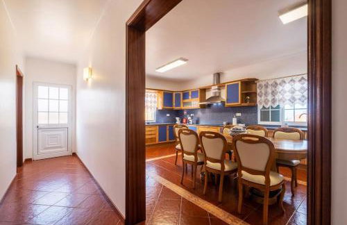 Batalha Family House - Photo 15