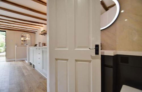 Blossom Lodge - Photo 9