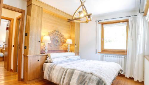 Dolomites Mountain Residence - Cozy Alpine Chalets with Private Parking - Foto 4