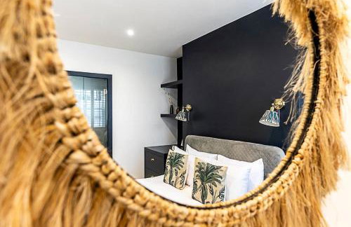 Stylish Shepherd's Bush Flat w/ Patio - Foto 26