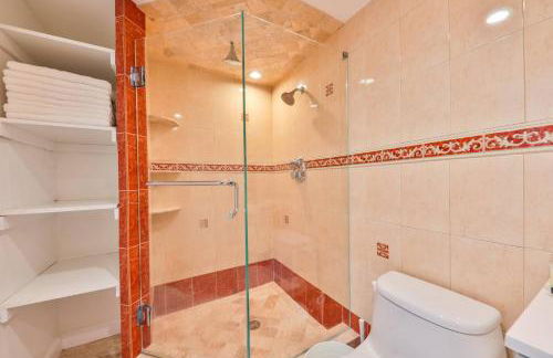 Hollywood Family Vibes - Foto 26