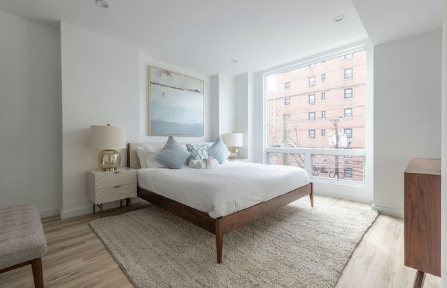 Sun-drenched 3BR Loft With Outdoor Space Near NYC - Foto 7