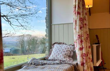 Glebe Barn and Cottage - Photo 23