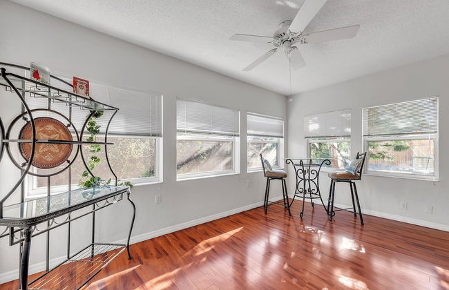 Sunny Retreat In Clearwater 2 Bedroom Home by RedAwning - Foto 18