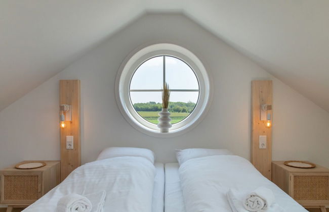 Nice Countryside Home With Garden - Photo 4