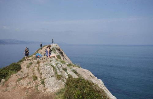 Apartamento Costa II con Parking exterior comunitario y parking privado en el centro - Foto 27