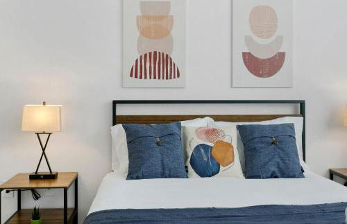 CozySuites Glendale by the stadium with pool 10 - Foto 13