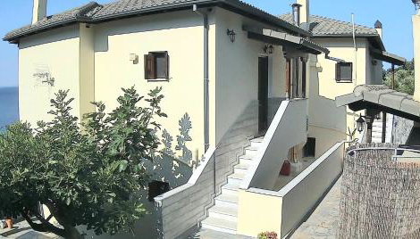 Tsonos Apartments - Photo 5