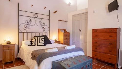 Casa rural con jacuzzi y chimenea en paraje único - La Casa del Pino - Foto 5