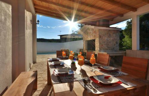 Holiday house with a swimming pool Pozorac, Trogir - 15565 - Foto 16
