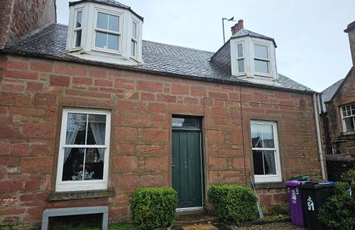 3-bed Cottage - Fast Wifi-big Garden - Town Centre - Foto 25