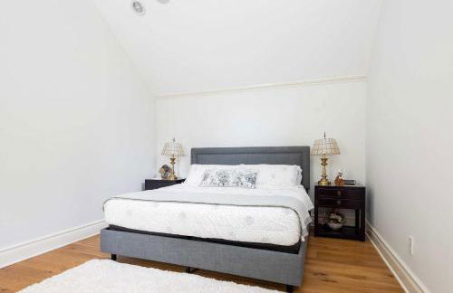 Summerset Villa by Rove Travel - Home with Pool & Hot Tub - Foto 12