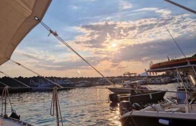 Dormire in Barca a Vela - Foto 4