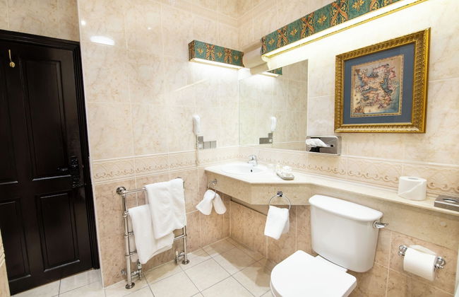 Langley Castle Hotel - Photo 73