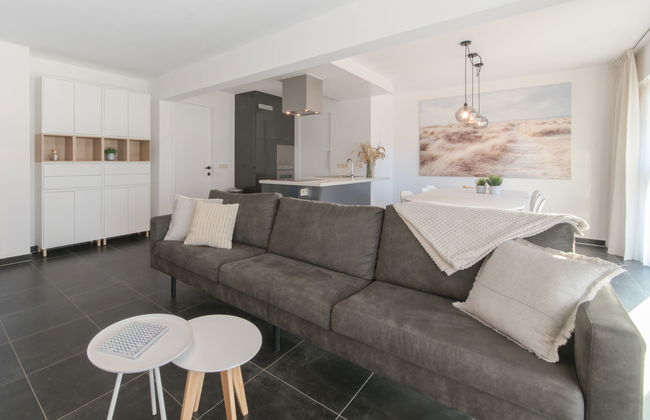 2 bedroom Apartment in Ostend with garden - Photo 6