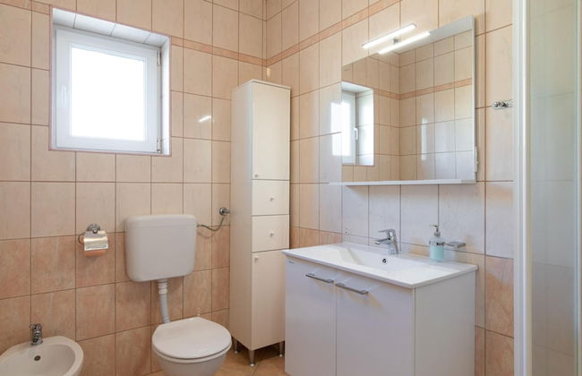 Scenic Elegant Apartments Krk With Balcony and Pool - Photo 48