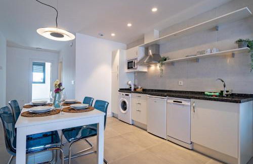 Edificio Santiago by Plaza Mayor Apartamentos - Photo 35