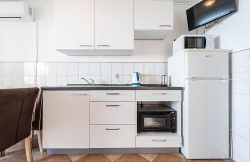 Apartments Edi - Photo 23