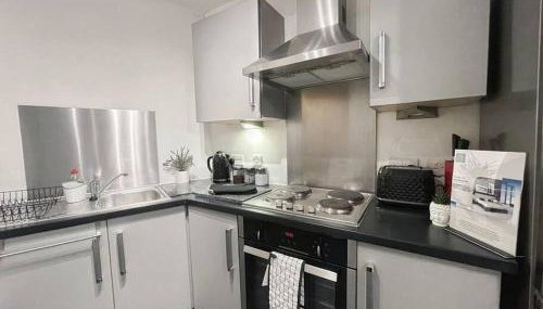 Cityfront Modern Apt Near City Centre/Etihad, Free Parking - Foto 5, stove, pet friendly, toaster, minibar