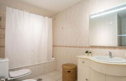 Infante Cozy 1BR w Parking by LovelyStay - Foto 14