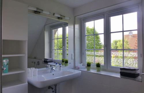 Holiday Home Home Comfortable Vacation Home - Foto 35