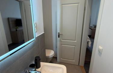 Jomi Stays - Kudamm - Foto 33