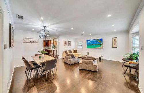 Charming 3BR with Ping-Pong and Spa! - Foto 8