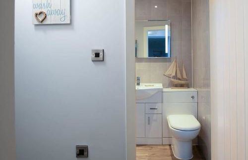 Fully refurbished holiday cottage in Rhosneigr - Foto 26