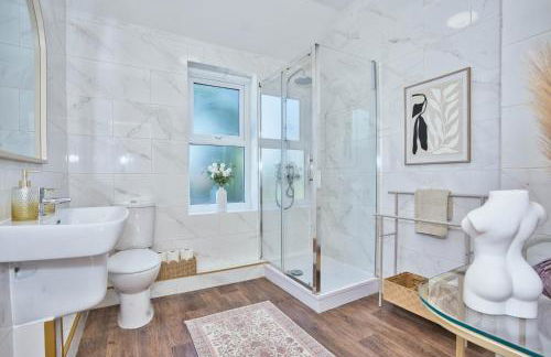 AV MODERN HOMES-House for 7 Guests near City Centre - Foto 7