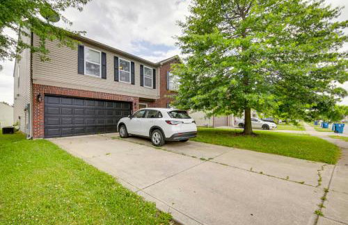 Camby Home with 3 Living Areas and Community Pool! - Foto 18