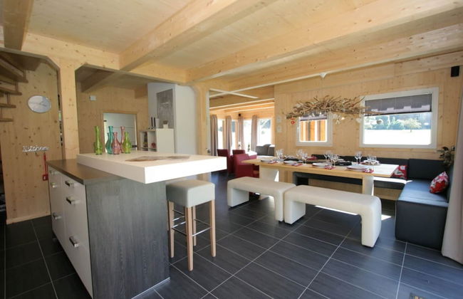 Luxurious Chalet in Murau with Outside Hot Tub - Photo 10