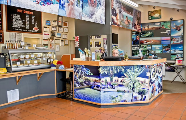 Taupo DeBretts Spa Resort - Photo 2