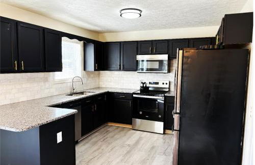 Pristine 3BR & 2bath Ranch style Near I-81 Hospitals & Downtown Martinsburg - Foto 5