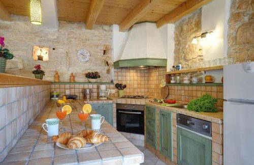 Villa Katherine with Pool and Game Room - Foto 19