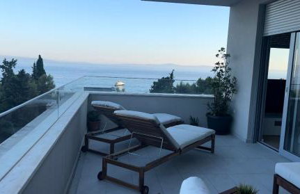 Splendid Split View apartment - Photo 20