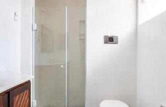 Car in the garage and everything on foot. - Photo 45