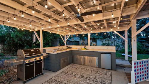 Tiny Home w MIL suite - 3 MI to DT - Foto 3