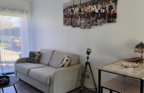 Joli gîte indépendant 2 à 4 personnes, au calme, serviettes & draps fournis, wifi, climatisation, parking gratuit - Foto 4